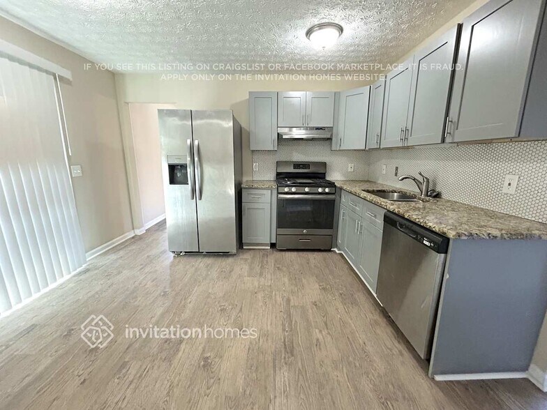 Building Photo - 3863 Creekbank Cove