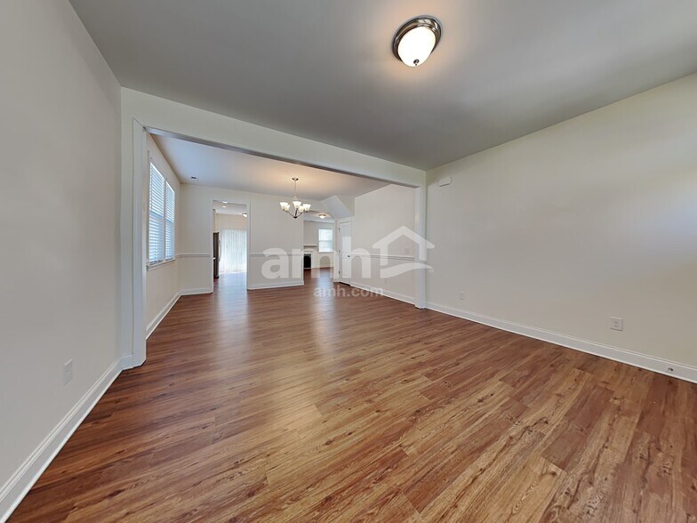 Building Photo - 1615 Heather Trace Ln