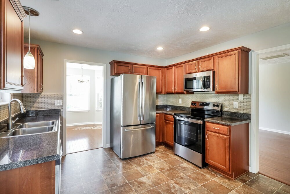 Building Photo - 1428 Sprucedale Dr