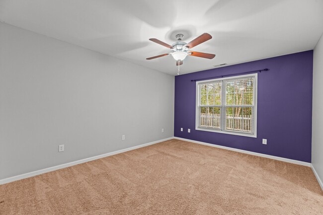 Building Photo - 180 Crooked Run Dr