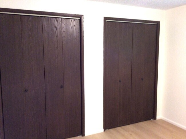 Building Photo - Kemper