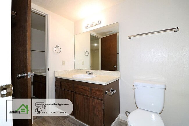 Building Photo - 333 Boulder Creek Dr