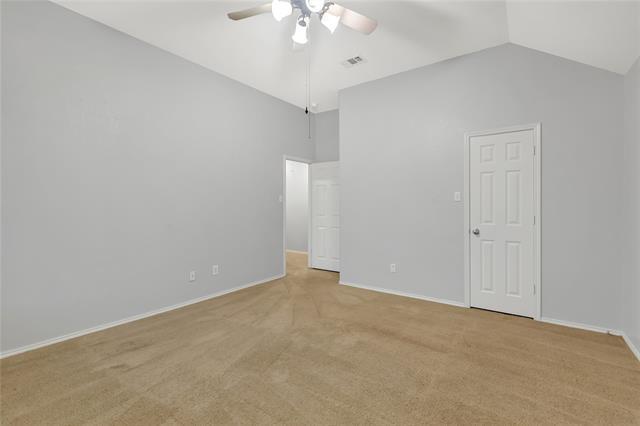 Building Photo - 932 Peach Ln