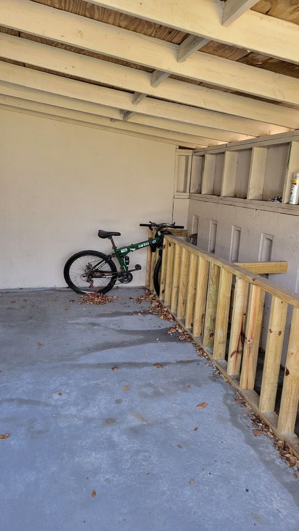 Building Photo - BACK ON THE MARKET-Annual UNfurnished top ...