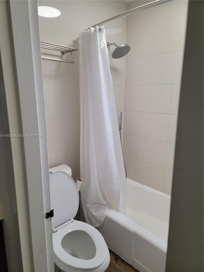 Building Photo - 5112 NW 79th Ave