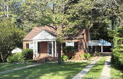 Building Photo - 1420 Pine Valley Loop