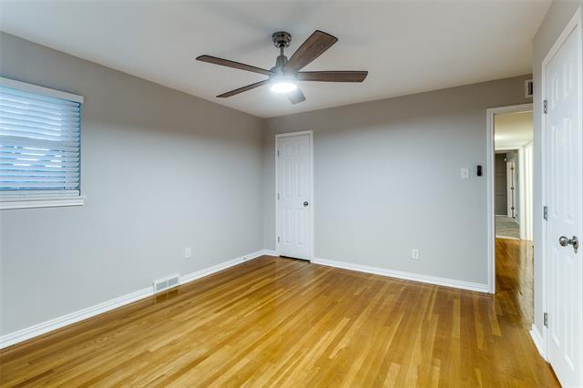 Building Photo - 3634 Woodleigh Dr
