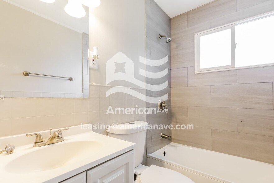 Building Photo - 1412 Guenther Rd