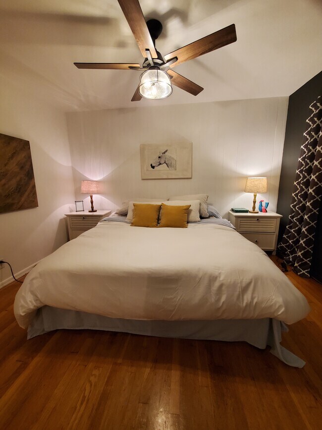 Building Photo - 13034 Hindry Ave