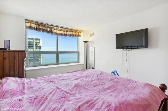 Building Photo - 474 N Lake Shore Dr