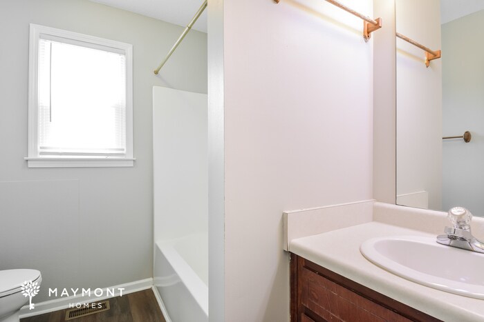 Building Photo - 403 Kelsey Dr