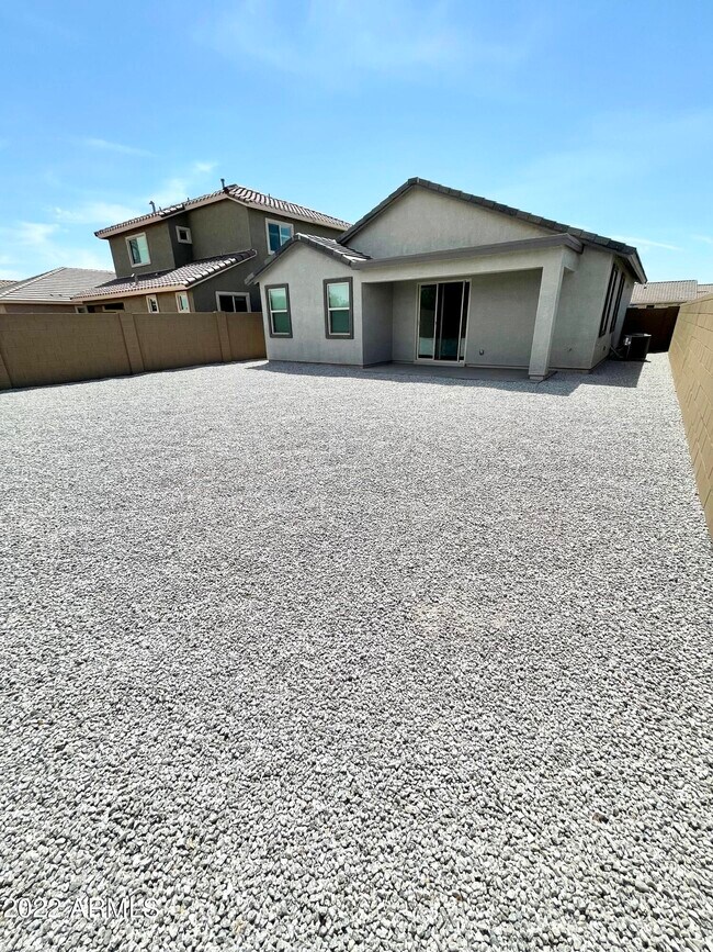 Building Photo - 3831 S 63rd Dr