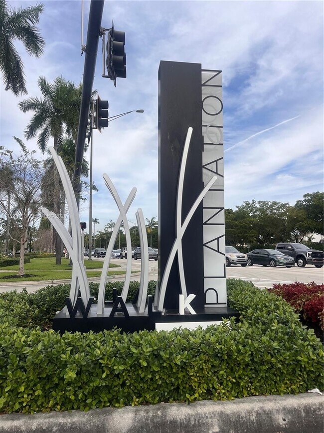 Building Photo - 403 NW 68th Ave