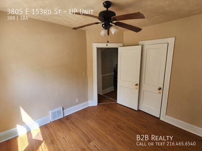 Building Photo - 3805 E 153rd St
