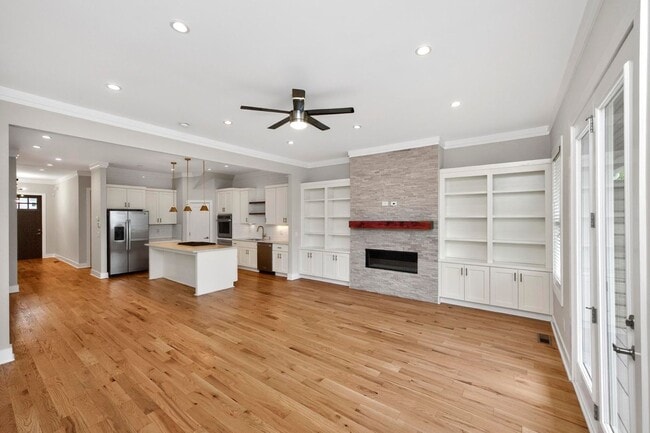 Building Photo - 4704A Kentucky Ave