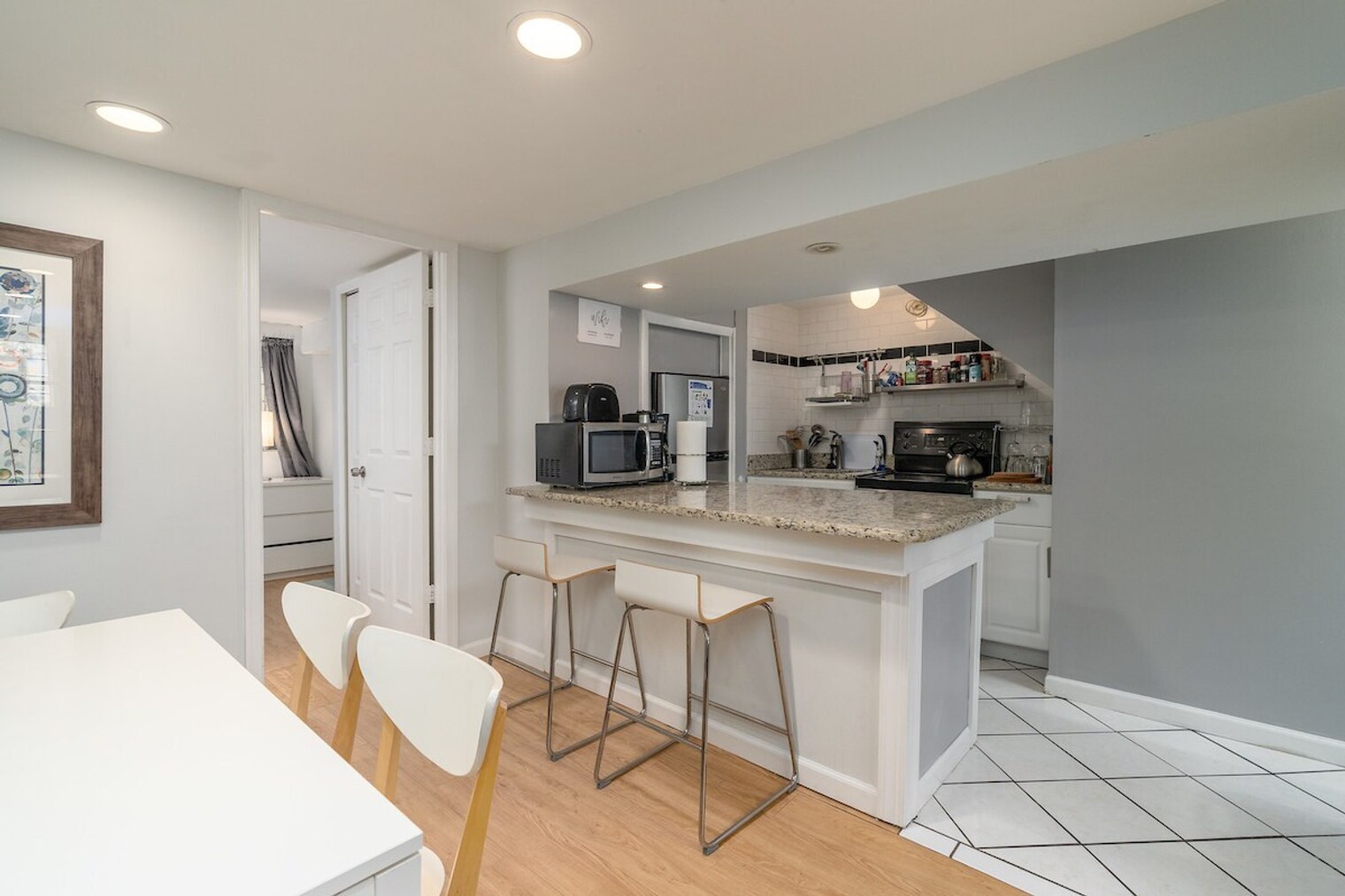Building Photo - 2122 18th St NW