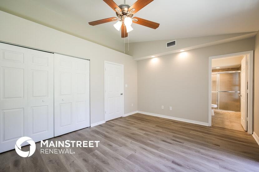 Building Photo - 4715 4th St W