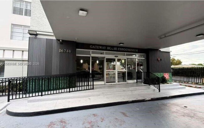 Building Photo - 16740 NE 9th Ave