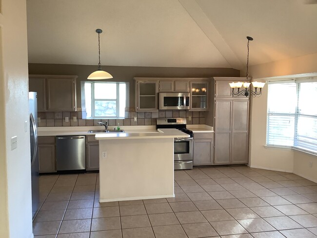 Building Photo - 6769 Isla Del Rey Dr