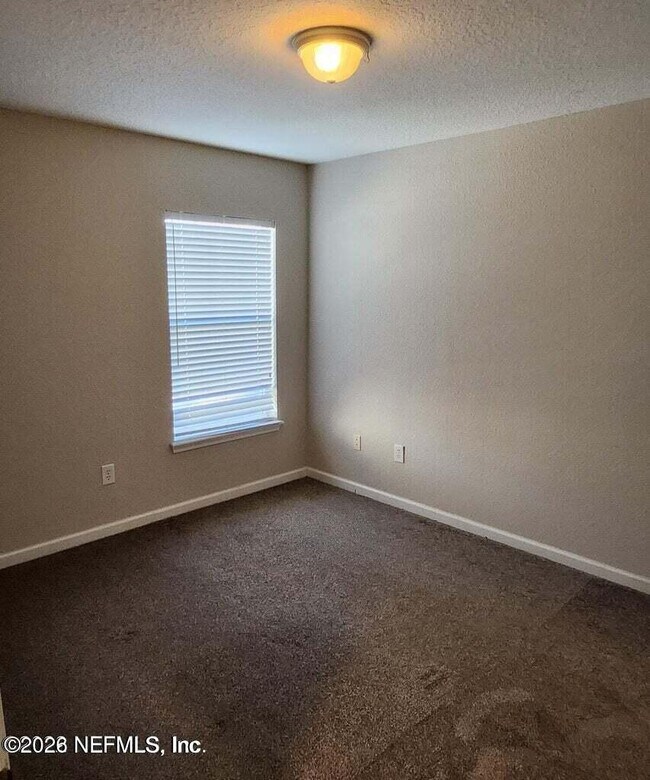 Building Photo - 1500 Calming Water Dr