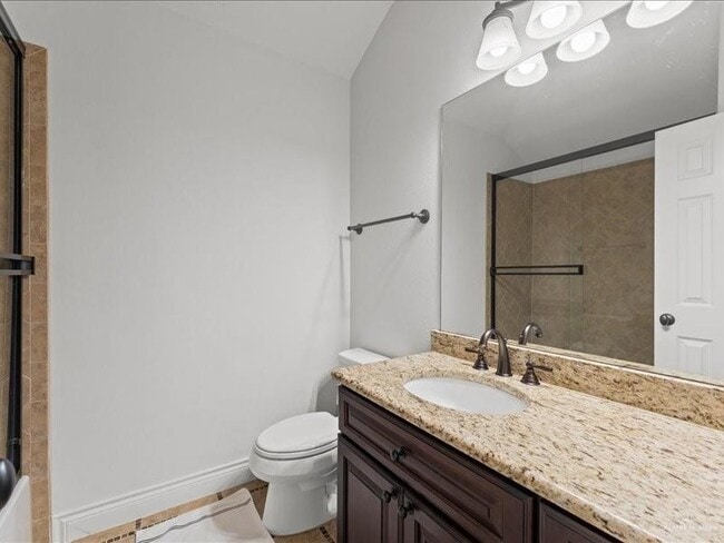 Building Photo - 7 Ivy Castle Ct