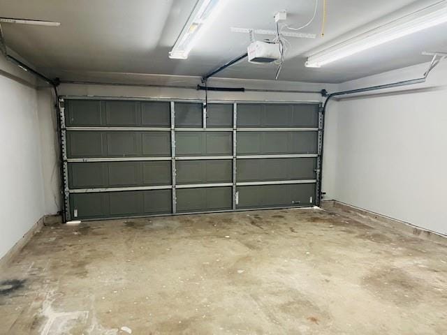 Building Photo - 5060 Arbor Glen Rd