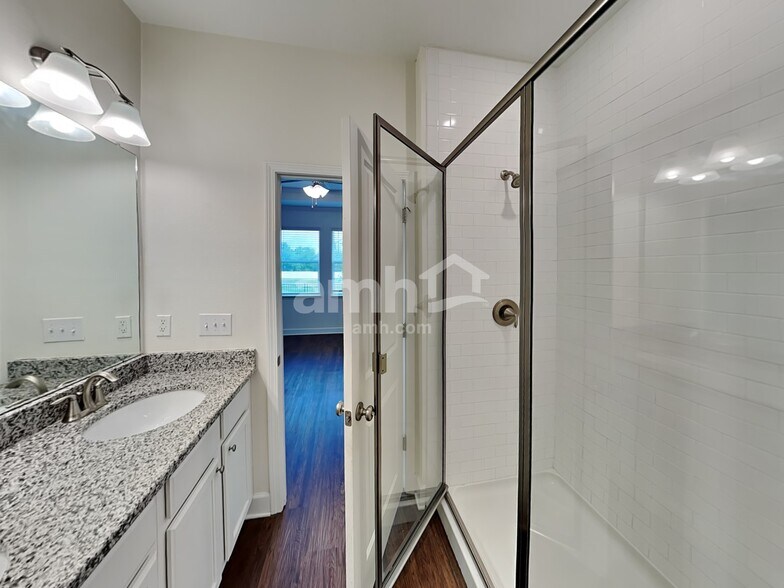 Building Photo - 11207 Delicate Rose Ct