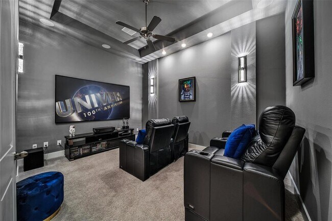 Building Photo - 149 Everest Dr