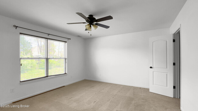 Building Photo - 17013 Green Crest Ln