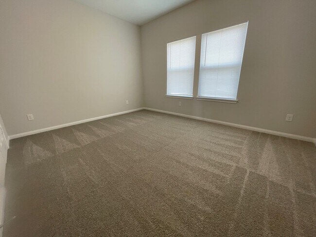 Building Photo - 1059 Rd 5736