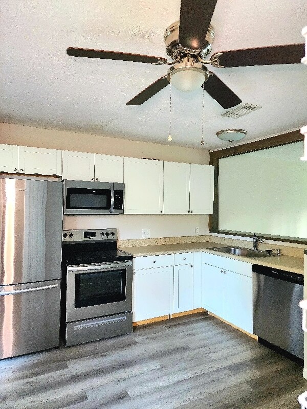 Building Photo - 4020 Southern Cross