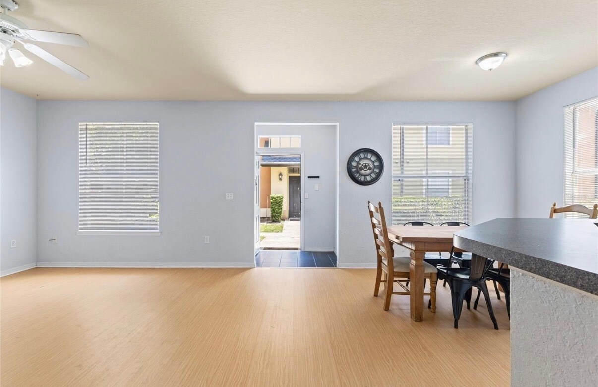 Building Photo - 6017 Westgate Dr