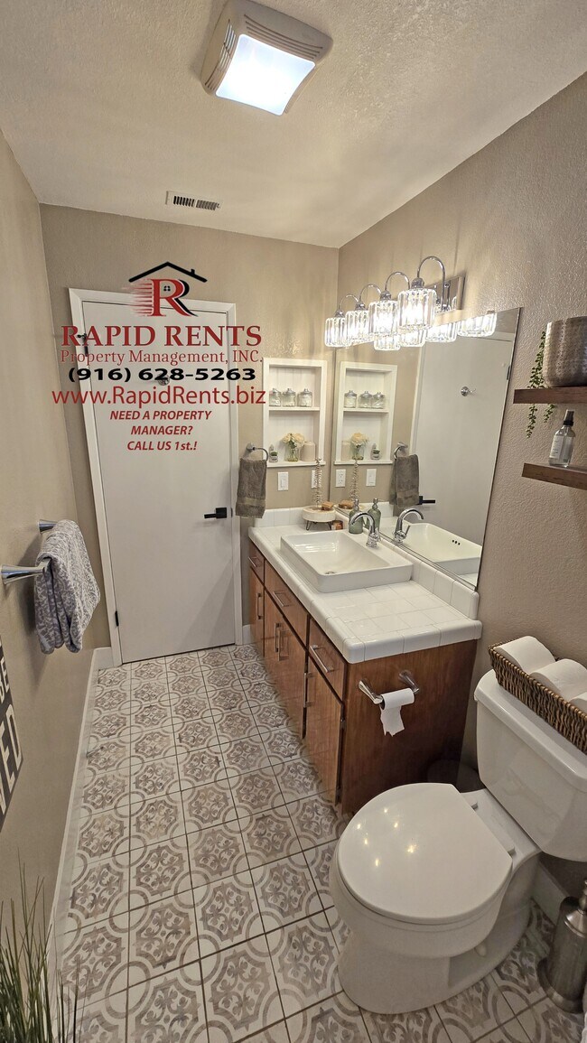 Building Photo - 8358 Triad Cir