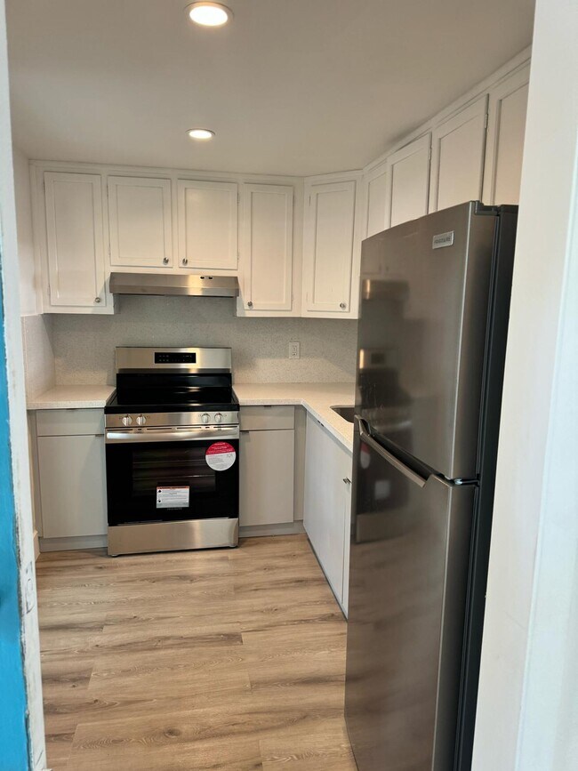 Building Photo - South Bank Apartments