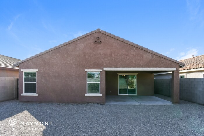 Building Photo - 10830 E Calypso Ave