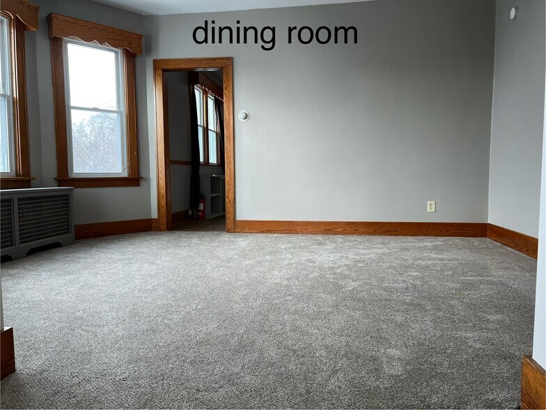 Building Photo - 31 Mathias Ave