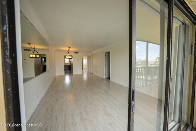 Building Photo - 500 Palm Springs Blvd