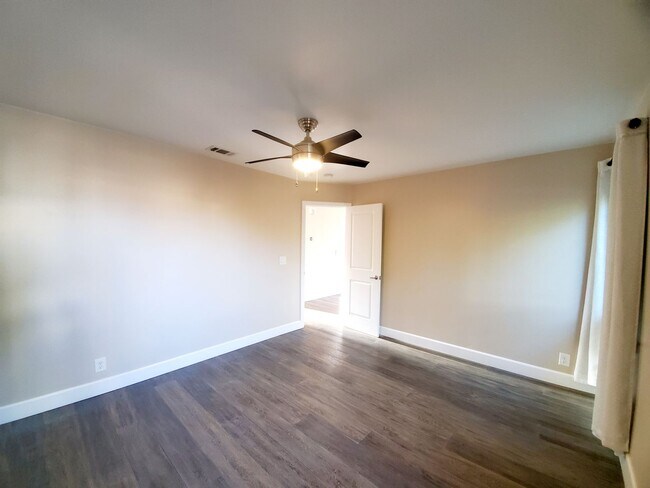 Building Photo - Stunning home in san mateo