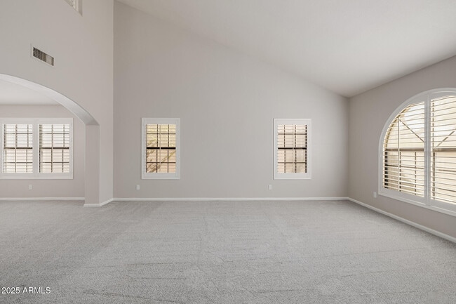 Building Photo - 16809 S 33rd Way