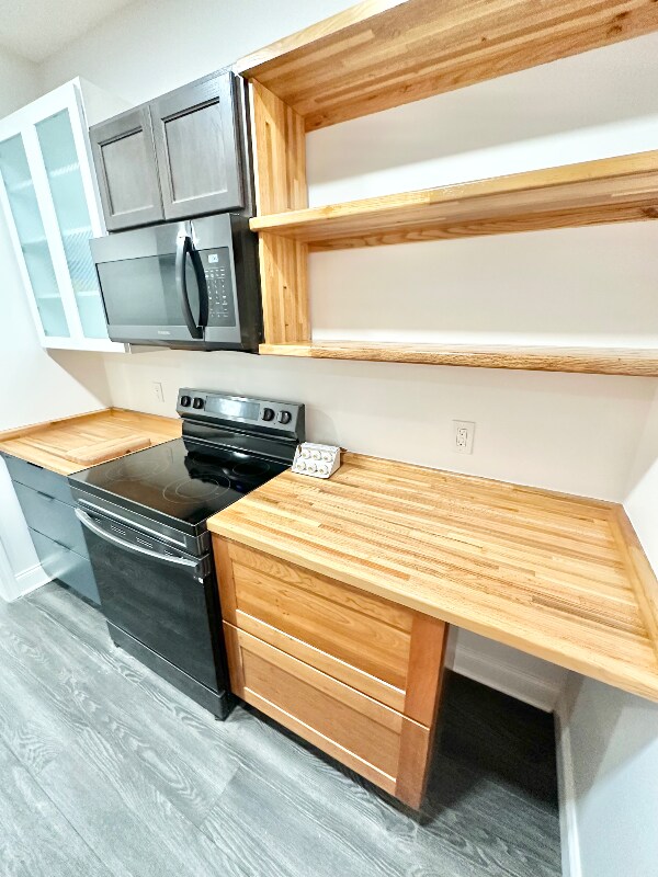 Building Photo - 10390 Ivy Hollow Dr