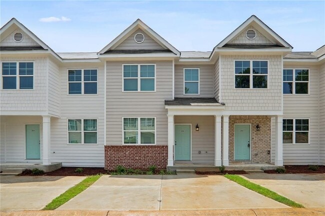 Primary Photo - 2852 Laurel Ridge Cir