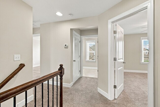 Building Photo - 4708 Venito St