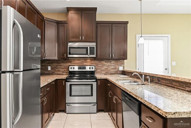 Building Photo - 1205 Bodark Dr