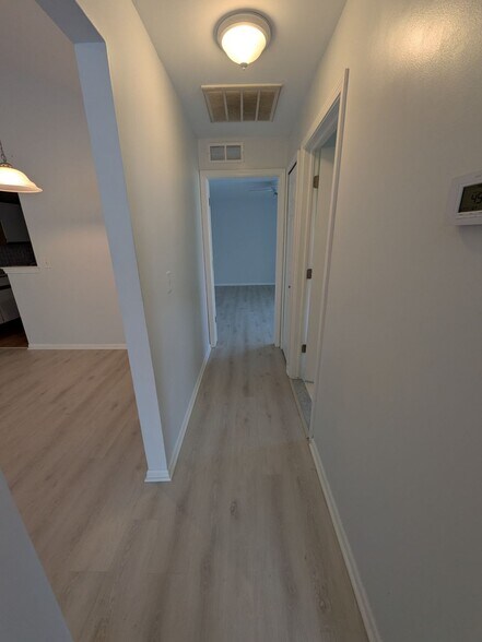 Building Photo - 56254 Troon N