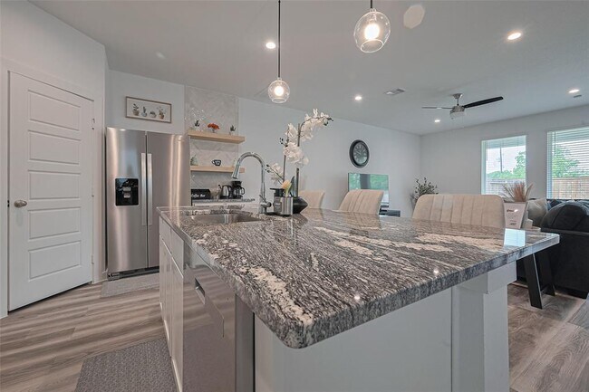 Building Photo - 10405 Hadley Pk Trl