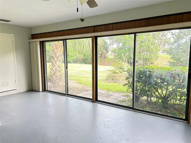 Building Photo - 1026 Medinah Dr