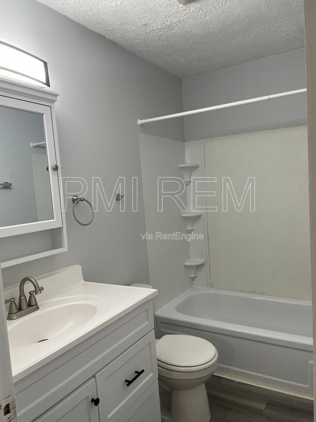 Building Photo - 1814 Whipple Ave NW