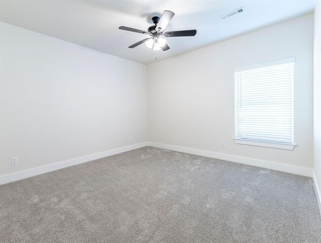 Building Photo - 714 King Arthur Dr