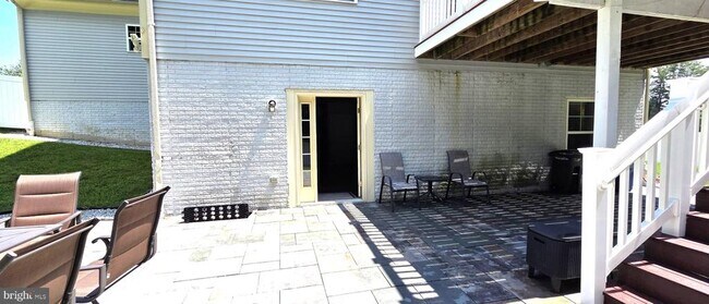 Building Photo - 2800 Big Bear Terrace