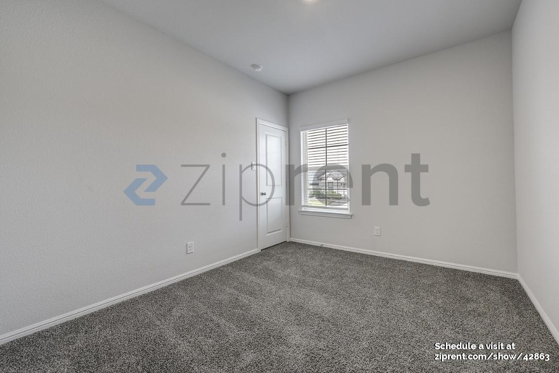 Building Photo - 9720 Fallston Dr